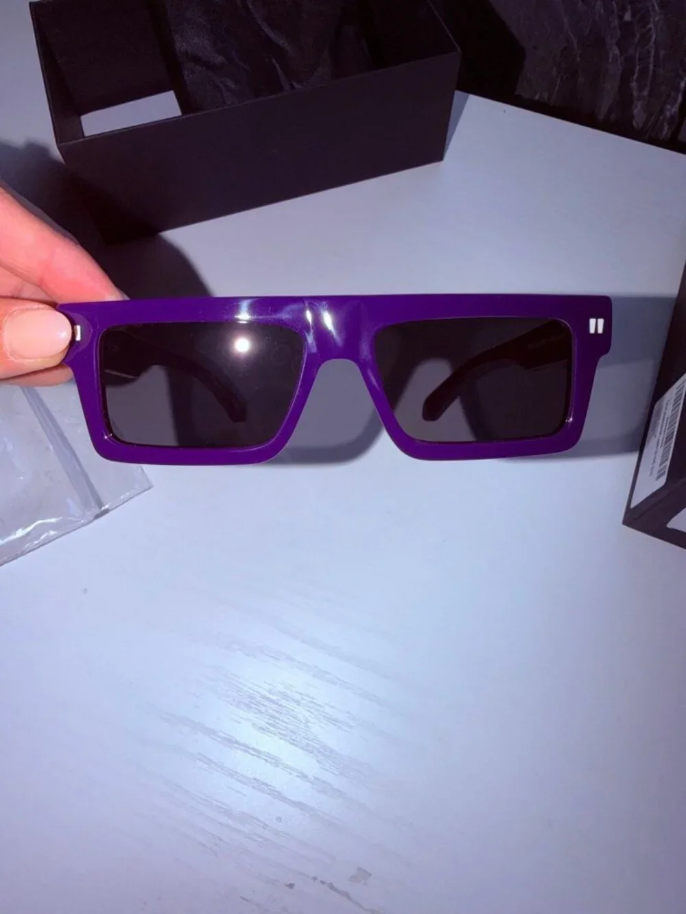 New in Box - Off-White Chandler sunglasses